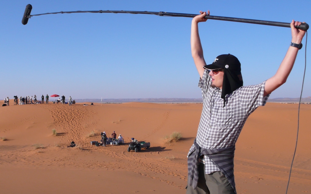 Cymatics life ambient recordings. Ambient qx 580. Sync таймкод генератор. Timecode ambient. Ambient recording.