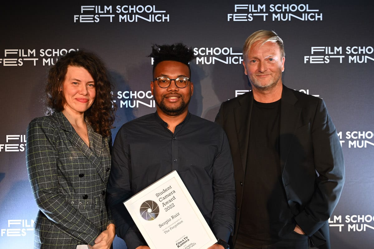 Robert Brand Ordoñez, hier neben Jurymitglied Mira Fornay, nahm den Student Camera Award stellvertretend für Sergio Ruiz von „Film & TV Kamera“-Chefredakteur Uwe Agnes entgegen.
